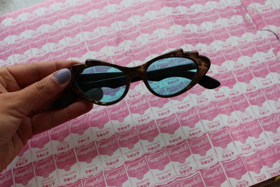 1950s 1960s Winged Cat Eye Sunglasses..vintage ey… - image 6