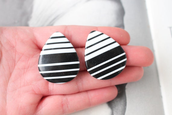 1980s BLACK and WHITE Earrings..costume. 1980s gl… - image 1