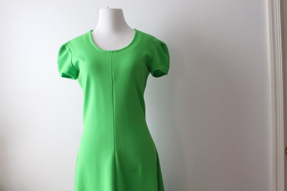 GROOVY Vintage LIME Day Dress.....small womens. m… - image 3