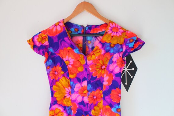 1960s Vintage MOD GIRL Dress..size xs small womens