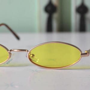 90s Retro Yellow Lens Sunglasses: Unisex Hipster Rave Shades