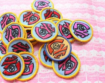 1970s Groovy LOVE Aufnäher: Vintage Kitsch Kostüm-Accessoire