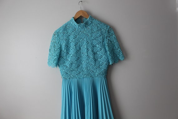 1960s BLUE Ruffled Dress...size small medium wome… - image 3