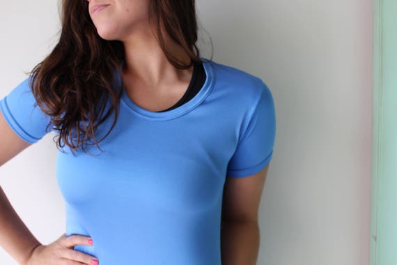 Vintage Blue Crop Top....scoop neck. tee. blue. 1… - image 3