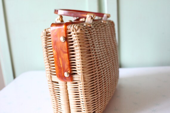 1960s Tan CLUTCH Purse....straw purse. date night… - image 3