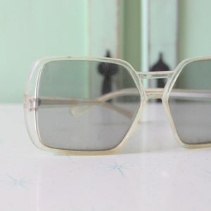 Gafas de sol vintage TWIGGY Oversize... Lente grande. hippie. Gafas de diseño. Hipster. traje. Mod. claro. oscuro. discoteca. Groovy. ojo vintage