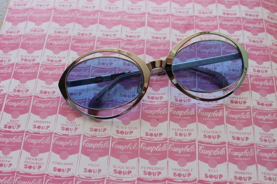 1960s 1970s MOD GIRL Sunglasses.....blue. oversiz… - image 2