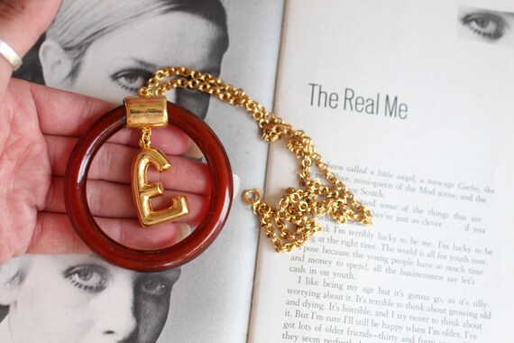 New Old Stock 1980s Letter E Necklace.....golden.… - image 5