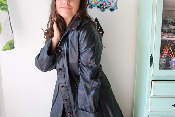 1980s BLACK LEATHER Coat Jacket...small medium. r… - image 5