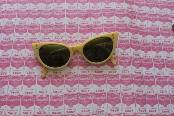 1950s 1960s Cat Eye Sunglasses..vintage eyewear. … - image 2