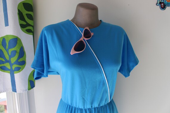 1980s Vintage MOD Blue Shift Dress...size medium … - image 6