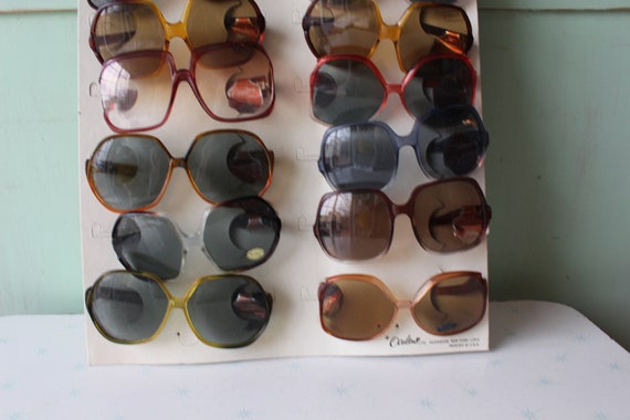 1970s MOD GIRL Sunglasses..twiggy. womens eyewear… - image 7