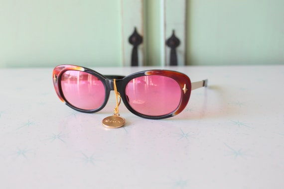Vintage 1970s Sunglasses: Pink Lens, Atomic Mod Style - Etsy display picture 3