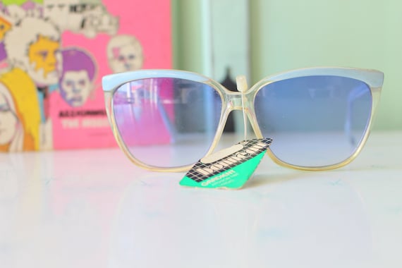 NOS 1970s 80s MOD GIRL Sunglasses..clear. oversiz… - image 1