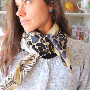 70s Vintage AMAZING Animal Print Scarf....zebra. retro scarf. mod. twiggy. head. neck. groovy. disco. gogo. white. holiday. indie. fancy