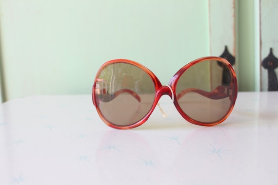 Vintage MOD Twiggy Sunglasses...rare. womens. jac… - image 1