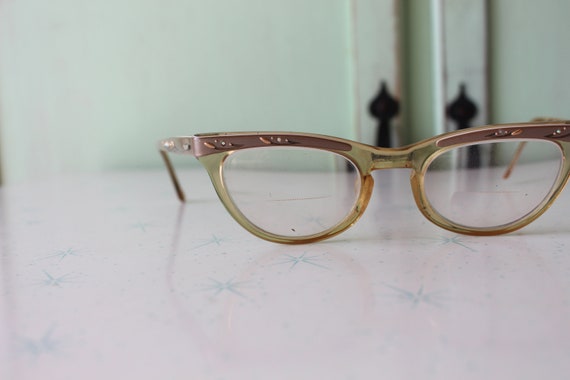 1950s 1960s Winged Cat Eye Glasses....vintage eye… - image 2