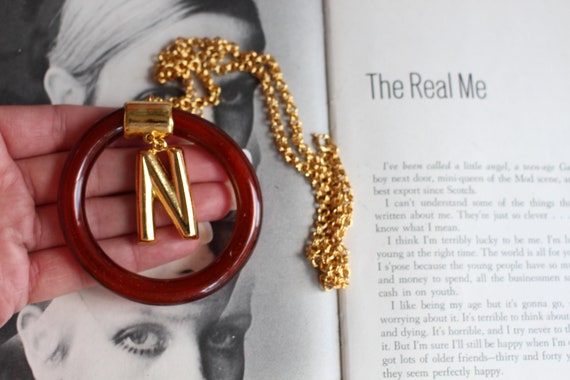 New Old Stock 1980s Letter N Necklace.....golden.… - image 3