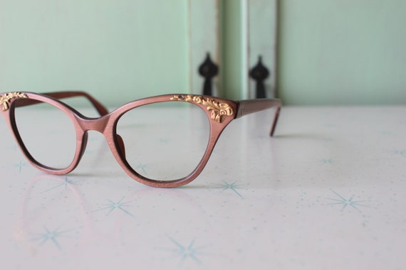 1950s 1960s Cat Eye Sunglasses.....vintage eyewea… - image 3