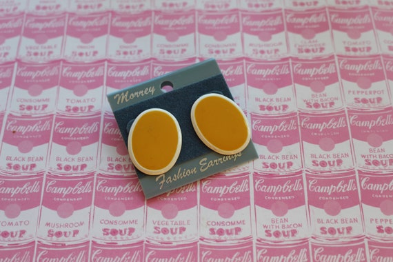 NOS 1980s GLAM Earrings...new old stock. yellow. … - image 2