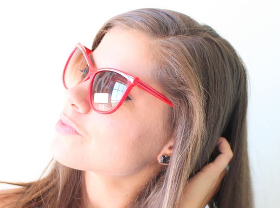 Vintage RED Mod Taiwan ROC 1970s 1980s Sunglasses… - image 1