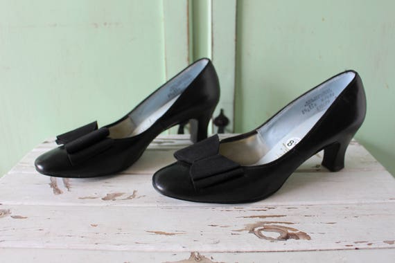 1960s Vintage Mid Century Fancy Heels...size 8.5 … - image 3