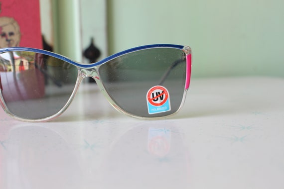 NOS 1980s MOD GIRL Sunglasses.....clear. oversize… - image 4