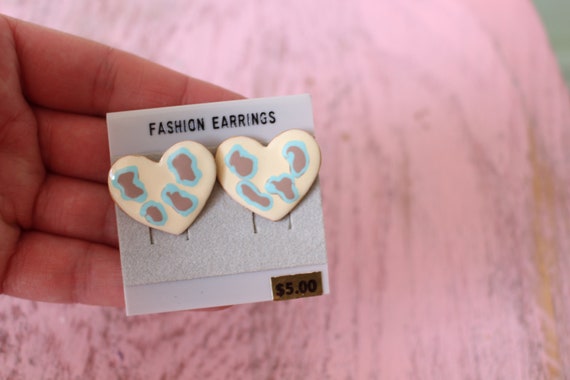 1990s HEART Stud Earrings..retro. kitsch. valenti… - image 2