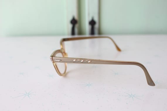 Vintage 1950s Cat Eye Glasses: Bronze Winged Eyew… - image 6