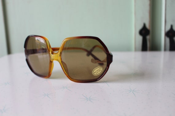 1970s MOD GIRL Sunglasses.twiggy. oculens. womens… - image 3