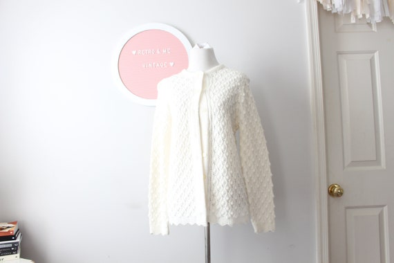 1960s White Knit Boho Sweater..medium. Cardigan. Kitsch