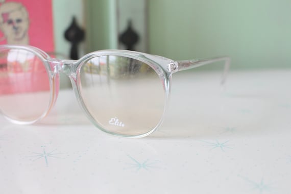 Retro clear frame glasses hotsell