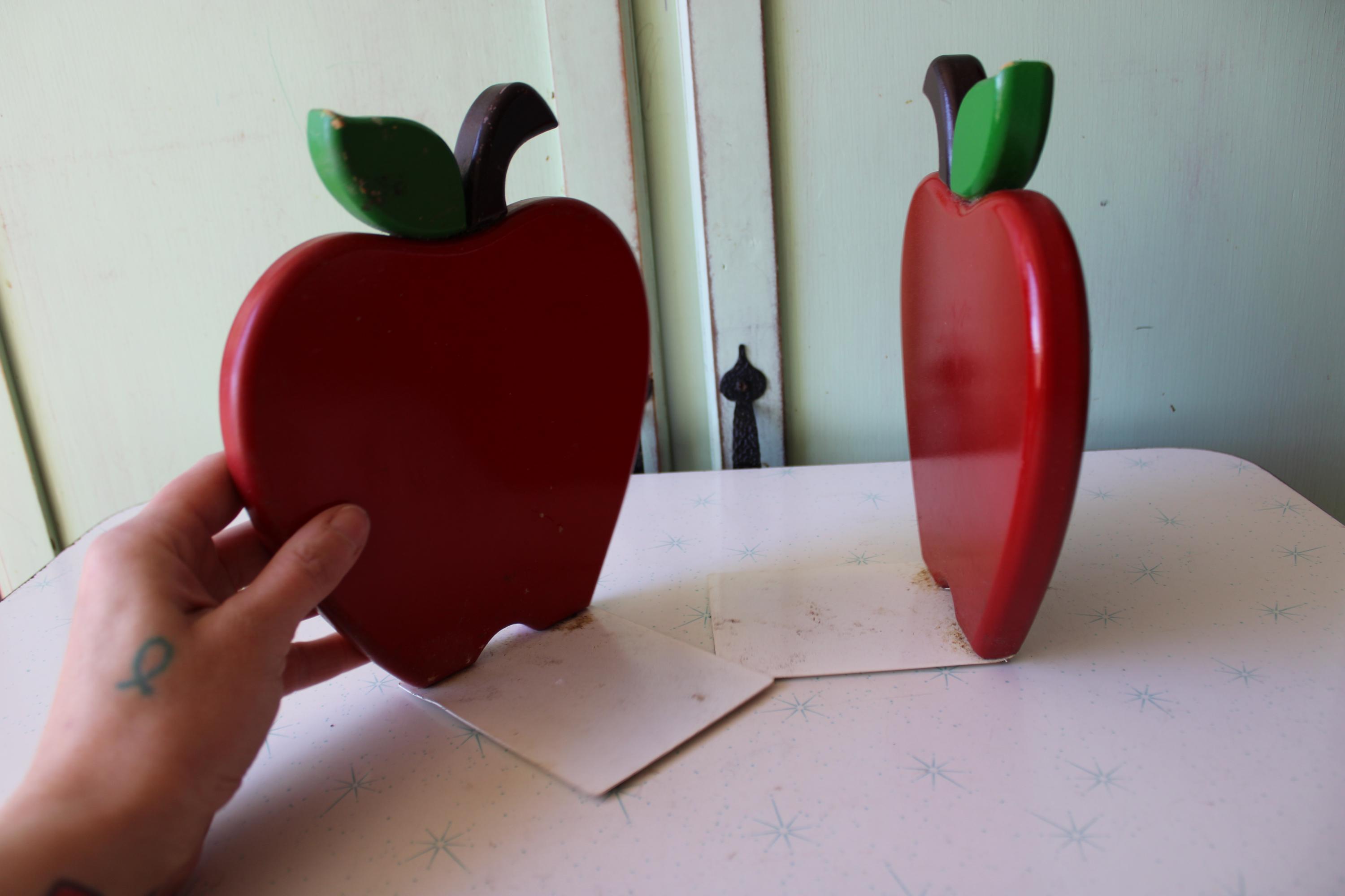 Vintage Apple Bookends: Kitsch Wooden Home Library Decor - Etsy
