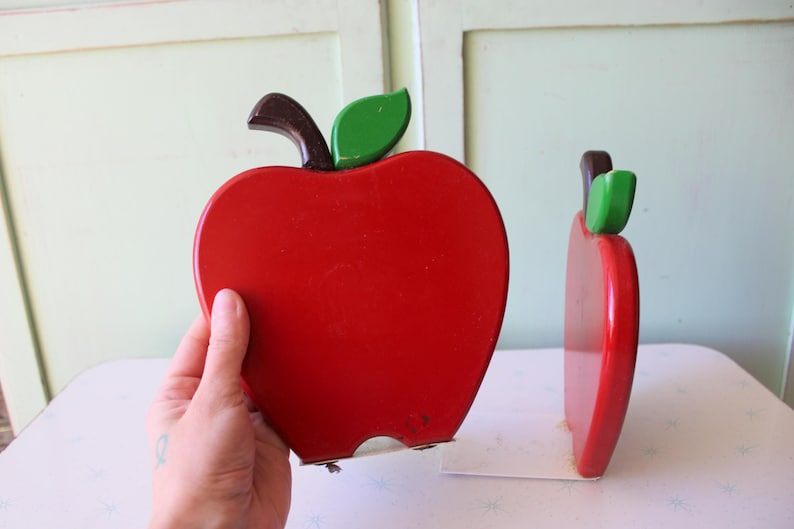 Vintage Apple Bookends: Kitsch Wooden Home Library Decor - Etsy