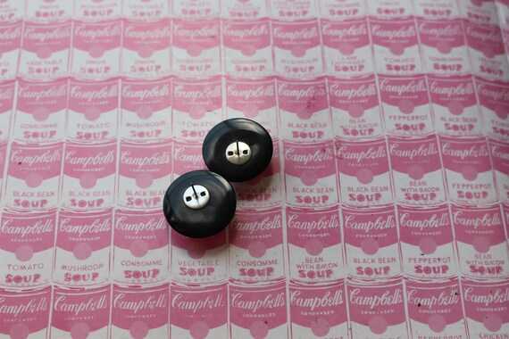 Vintage POLKA DOT Earrings..round. black and whit… - image 3