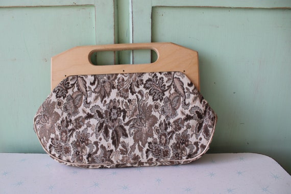 1960s VINTAGE CLUTCH Wooden Fabric Handbag......w… - image 3