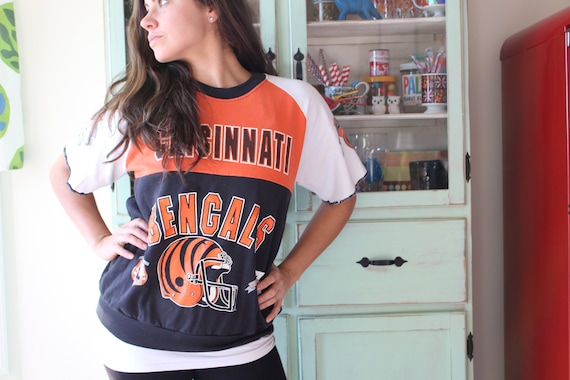 1970s Vintage Football BENGALS College Sweatshirt.
