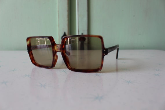 1950s 1960s Square Sunglasses...vintage eyewear. … - image 3