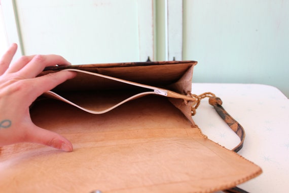 Vintage 1980s Leather Shoulder Bag: Green & Brown… - image 5