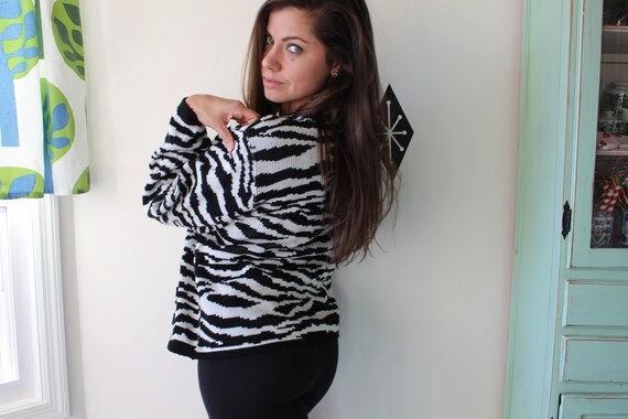 1980s ZEBRA Sweater...safari. jungle. black and w… - image 6