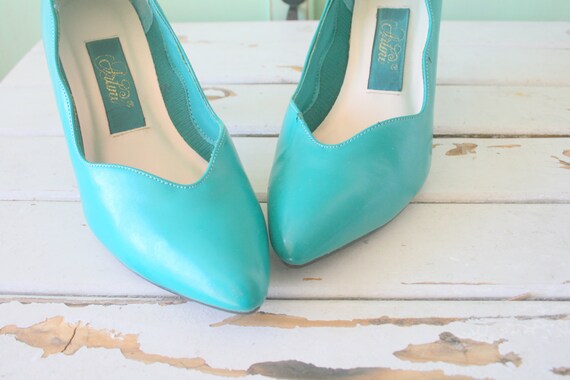 womens teal heels