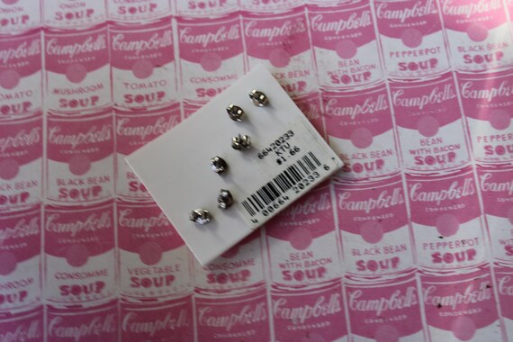 Vintage 1980s Heart Stud Earrings: Retro Mod Set … - image 4