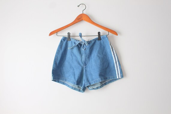 1990s BLUE JEAN Acid Wash 90s Shorts xsmall. peque o. asesino