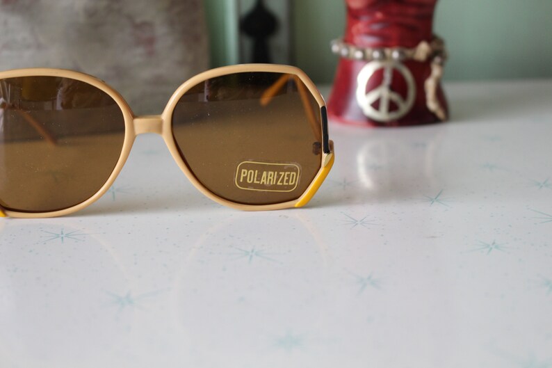 designer glasses urban Vintage Taiwan ROC Sunglasses...rare 1970s accessories hipster woodstock womens eyewear.twiggy hippie mod