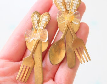 SALE//// Vintage FORK KNIFE Spoon Earrings....coffee. cream. spoon. fork. retro. kitsch. boho. metal. costume. hipster. hippie. bow. crystal