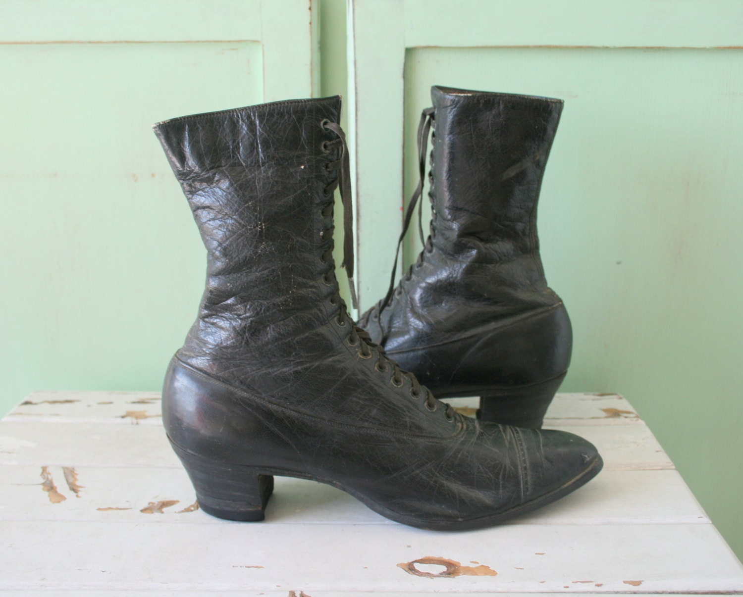 Mid Century Antique WITCH Bootssize 5 Womensleather 