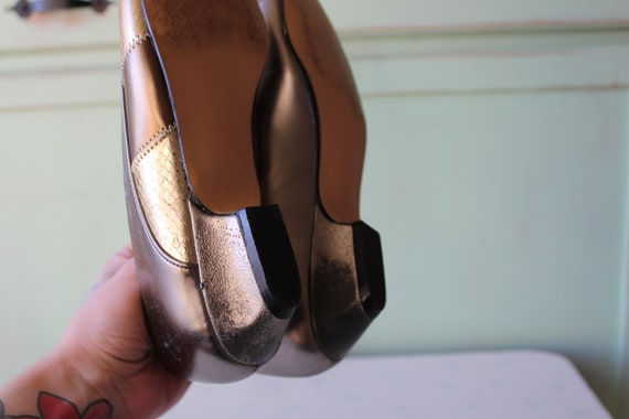 1980s Gold Silver Glam Rocker Fancy Heels.size 6 … - image 7