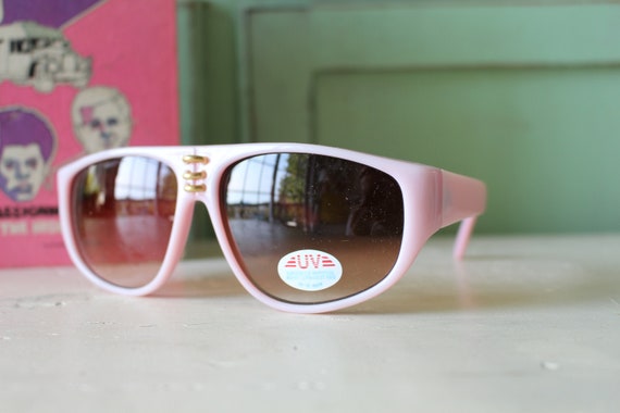 Vintage PINK Mod Taiwan ROC 1970s 80s Sunglasses.… - image 1