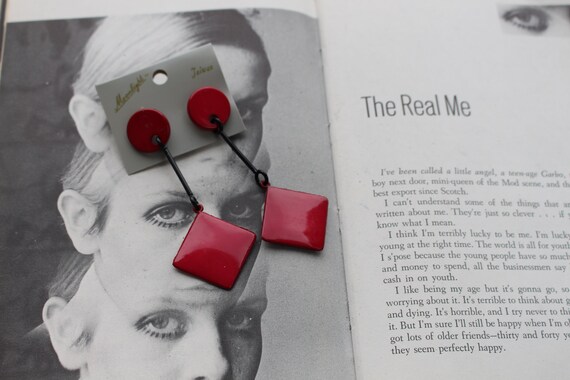 1980s RED Earrings....costume. 1980s glam. sexy. … - image 3