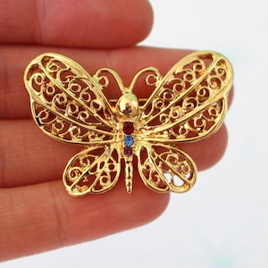Vintage BUTTERFLY  Brooch.groovy. retro. flower. 1970s. classic. atomic. jeweled. daisy. costume jewelry. vintage brooch. golden